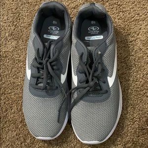 Athletic works memory foam size 81/2 women’s shoes